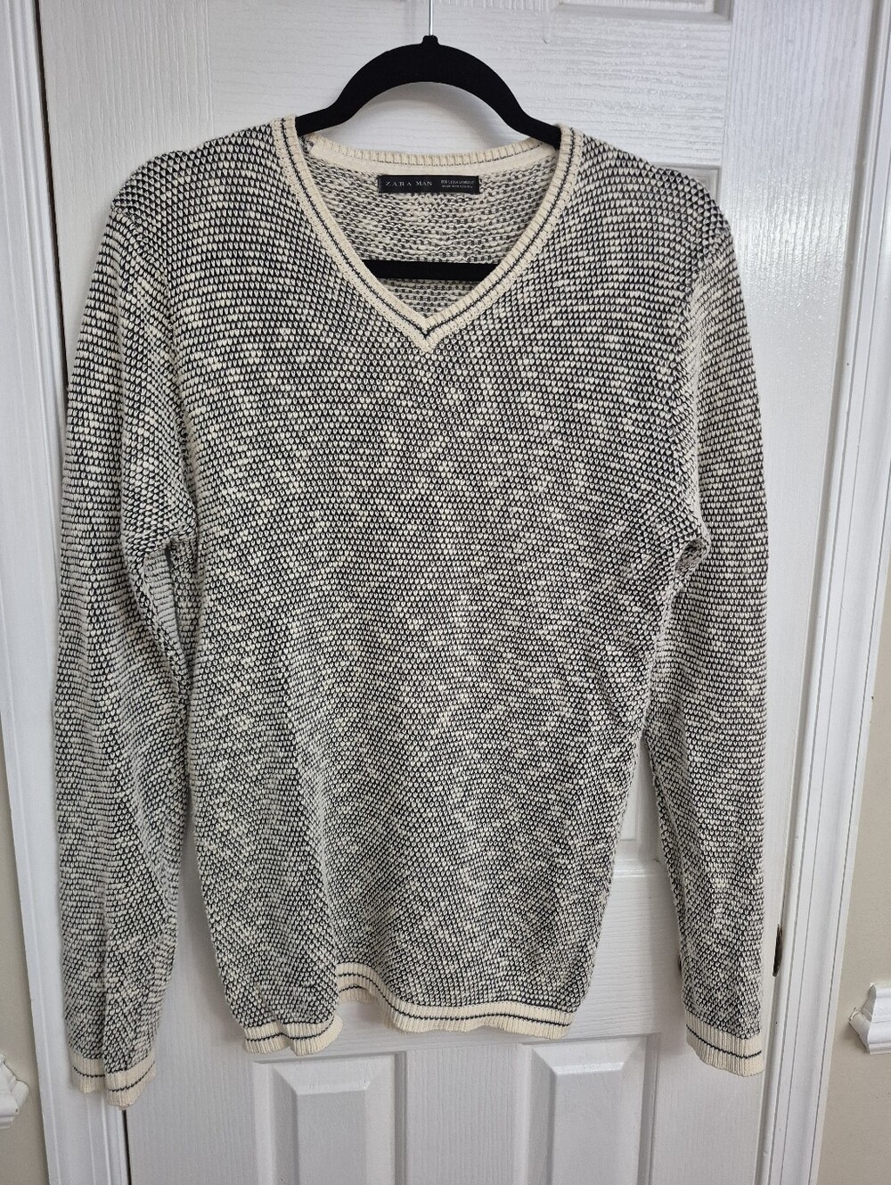 Zara Man Textured Waffle Knit V-Neck Sweater Ivory Black Mens Size L Cream